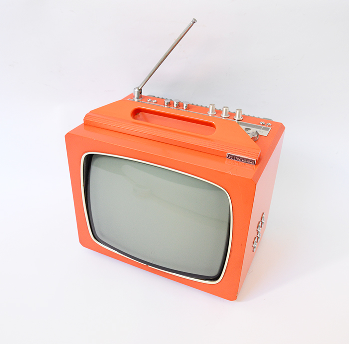テレビ