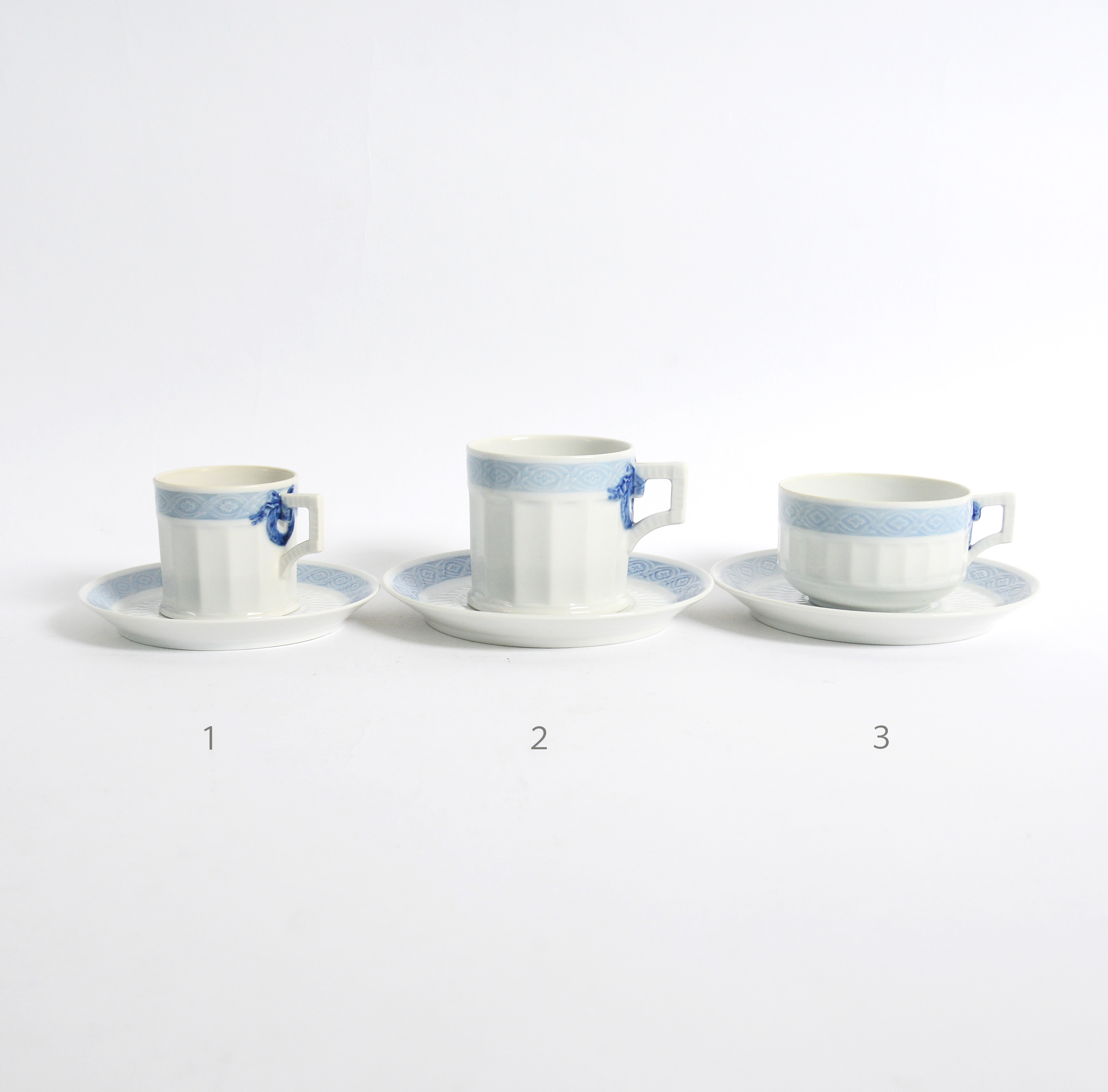 ROYAL COPENHAGEN(ロイヤルコペンハーゲン）ブルーファン カップ&ソーサー