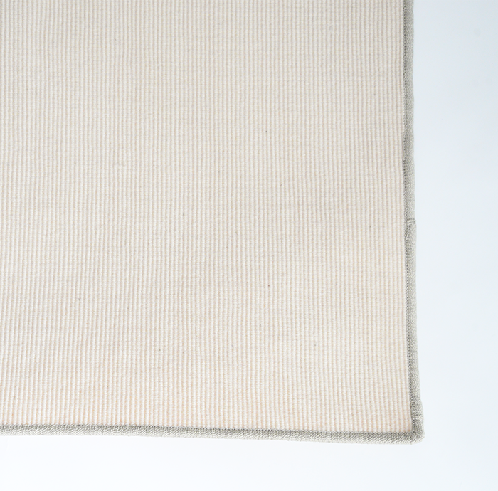Creation Baumann / 8 Whiteサイザルラグ