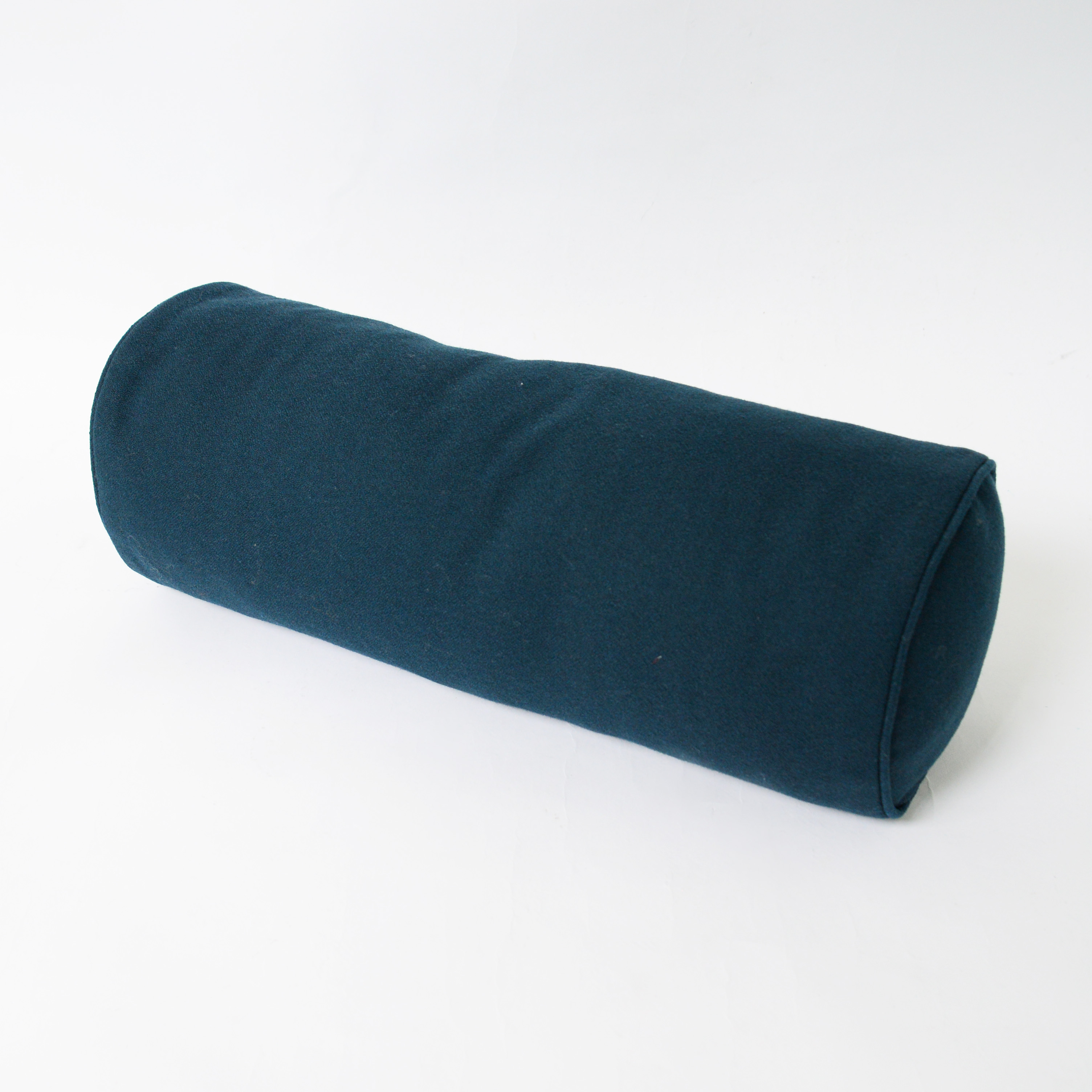 CONRAN 筒形クッション　ネイビー