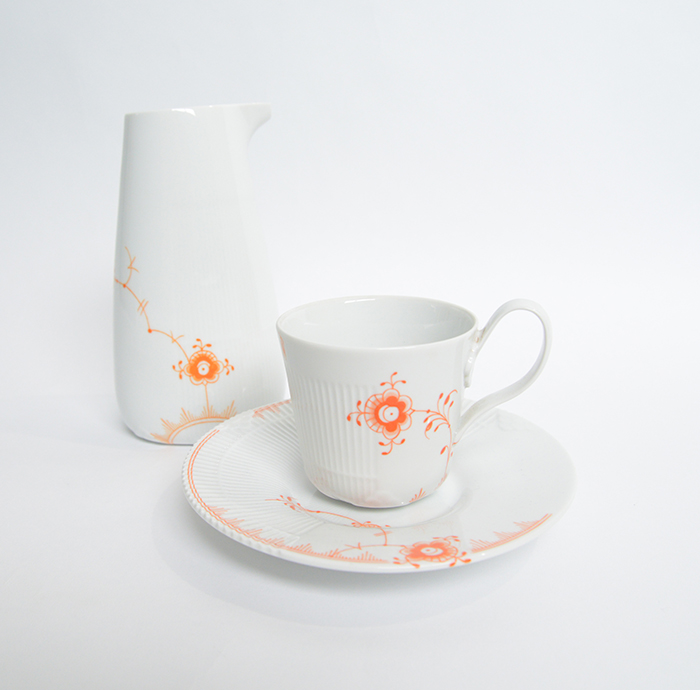 ROYAL COPENHAGEN(ロイヤルコペンハーゲン）カラーエレメンツ　カップ＆ソーサー
